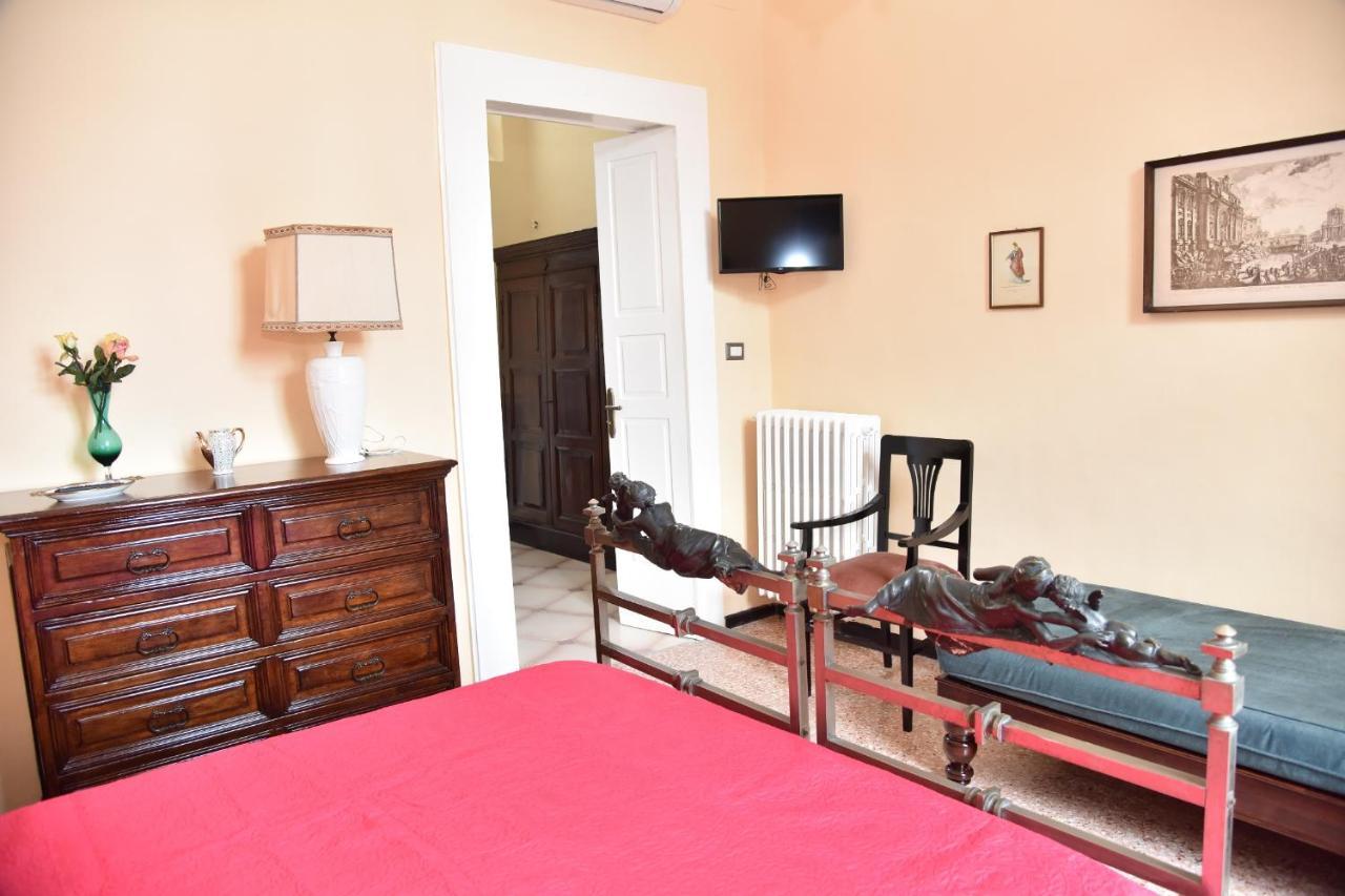 Rosaria Suite & Rooms Lecce Exterior photo